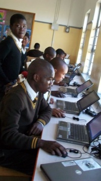 go scholars_in_classroom
